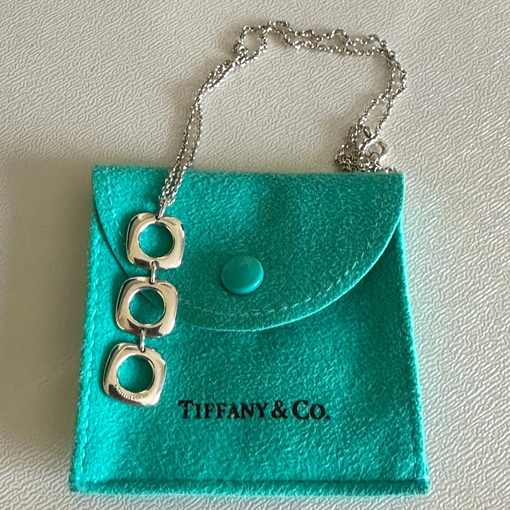 Authentic Tiffany & Co. three cushion pendant necklace